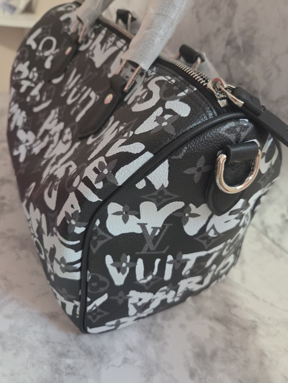 Black And White Monogram Satchel Handbag. - Picture 5 of 7